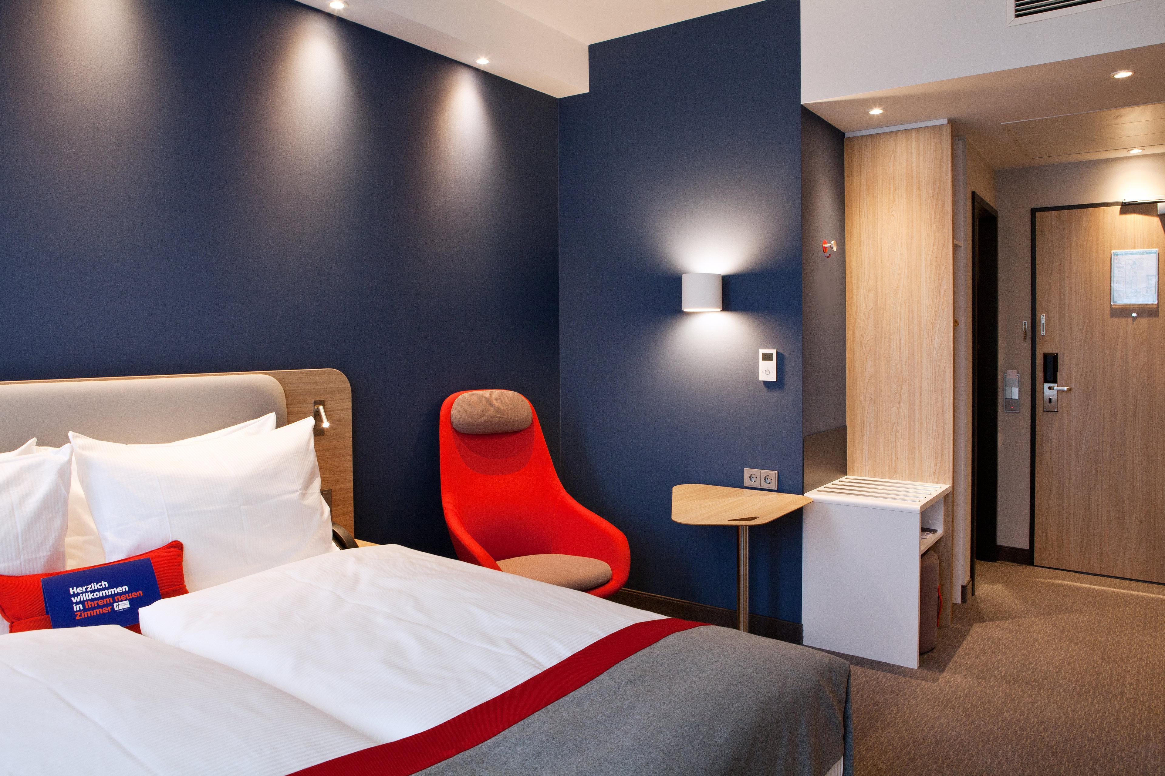 Holiday Inn Express - Muelheim - Ruhr, An Ihg Hotel Muelheim an der Ruhr Ngoại thất bức ảnh